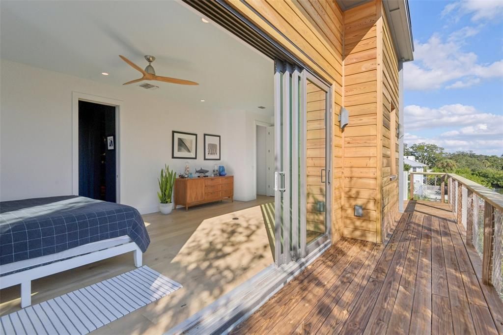 For Sale: $2,900,000 (4 beds, 4 baths, 4087 Square Feet)