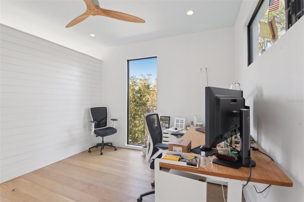 For Sale: $2,900,000 (4 beds, 4 baths, 4087 Square Feet)