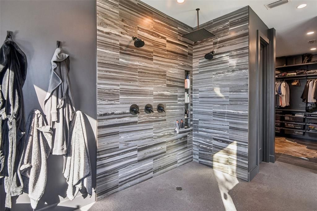 For Sale: $2,900,000 (4 beds, 4 baths, 4087 Square Feet)