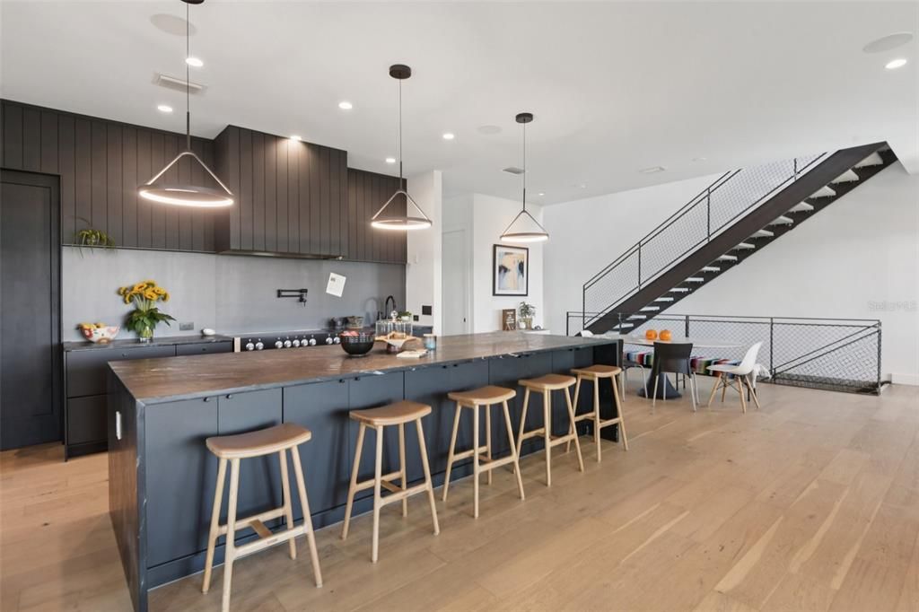 For Sale: $2,900,000 (4 beds, 4 baths, 4087 Square Feet)