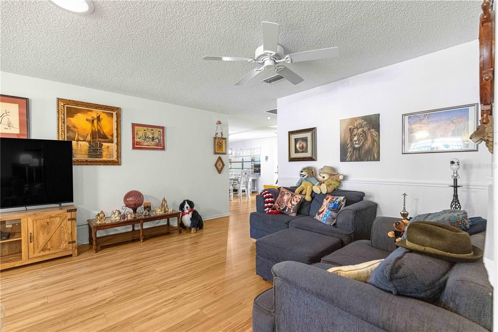 For Sale: $239,500 (2 beds, 2 baths, 1748 Square Feet)