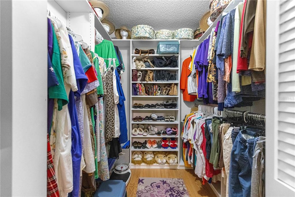 For Sale: $239,500 (2 beds, 2 baths, 1748 Square Feet)