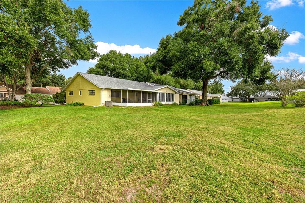 For Sale: $239,500 (2 beds, 2 baths, 1748 Square Feet)