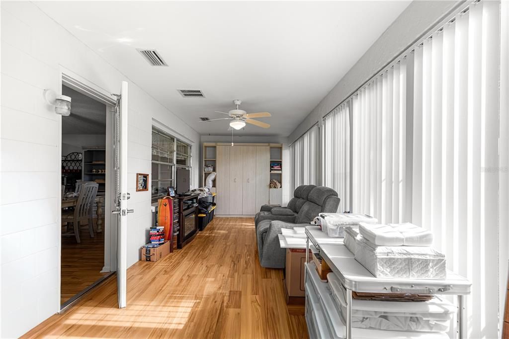 For Sale: $239,500 (2 beds, 2 baths, 1748 Square Feet)