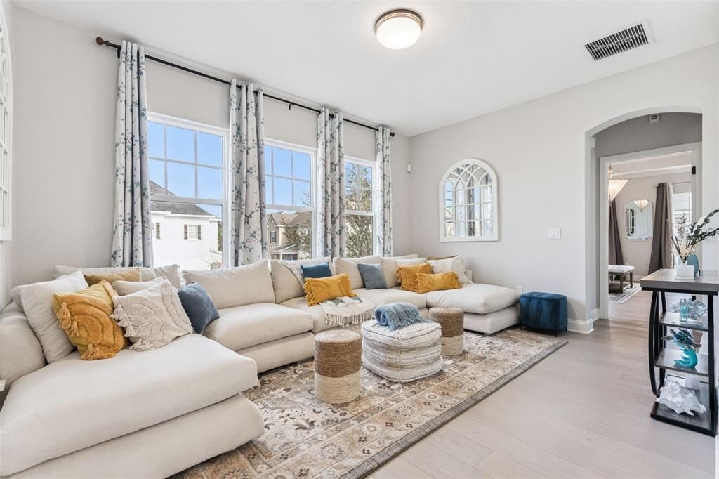 For Sale: $868,990 (3 beds, 2 baths, 2319 Square Feet)