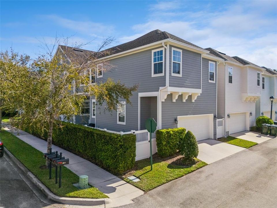 For Sale: $868,990 (3 beds, 2 baths, 2319 Square Feet)