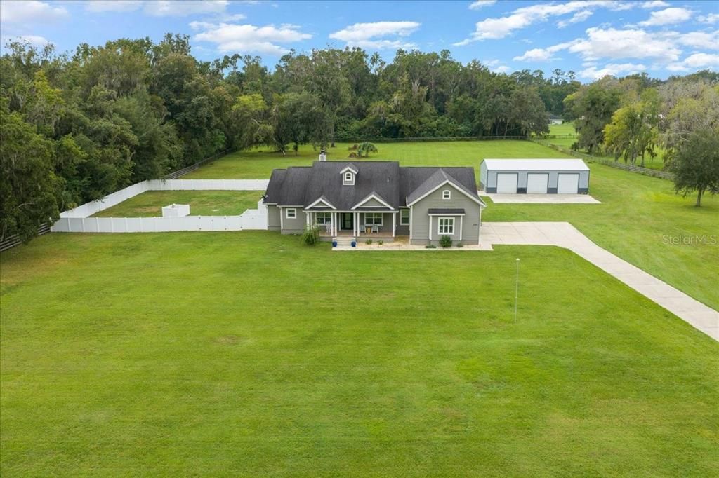 For Sale: $899,900 (4 beds, 4 baths, 3144 Square Feet)