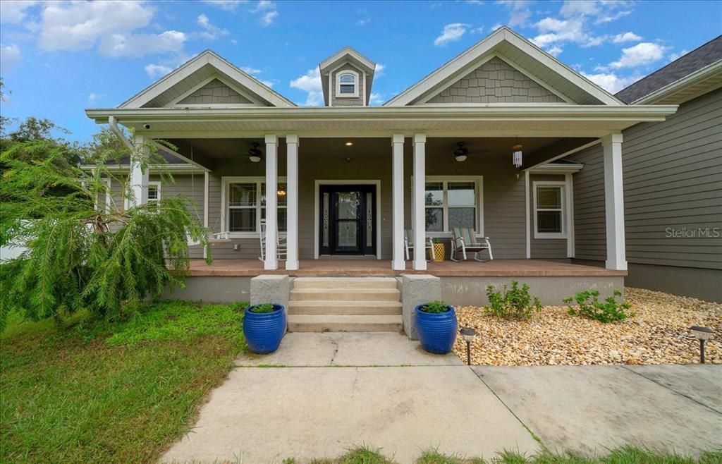 For Sale: $899,900 (4 beds, 4 baths, 3144 Square Feet)