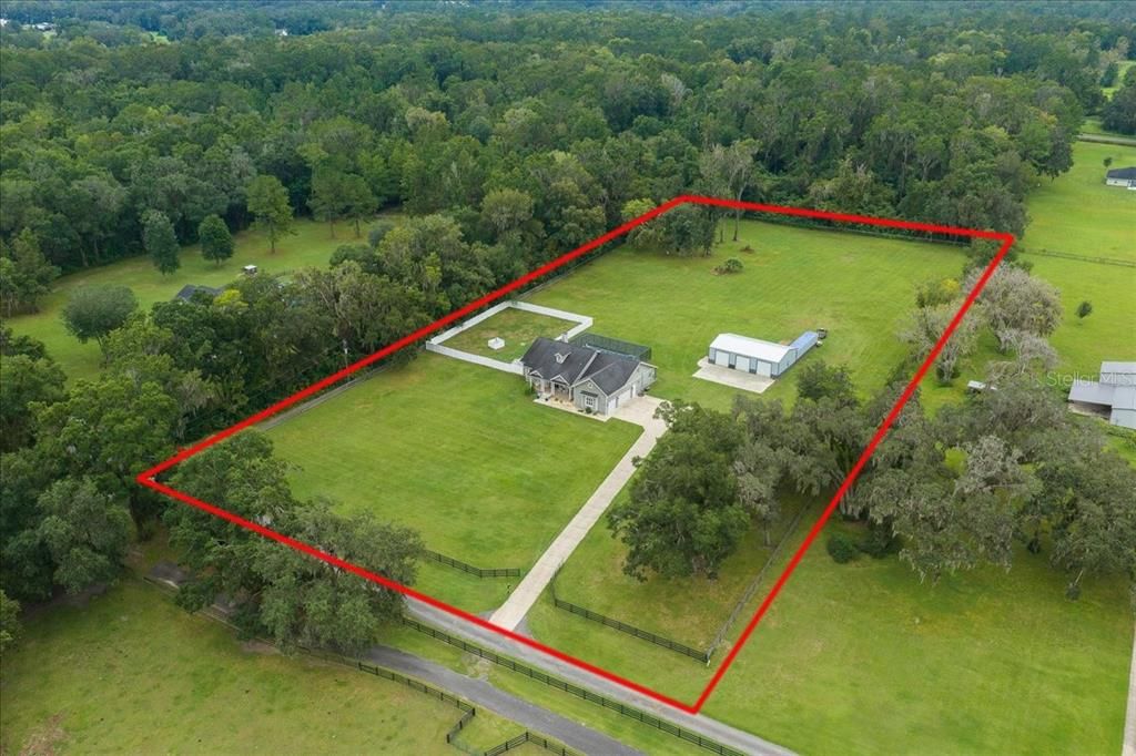 For Sale: $899,900 (4 beds, 4 baths, 3144 Square Feet)