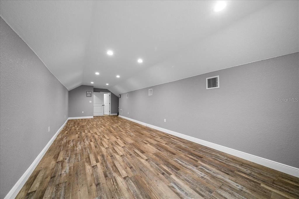 For Sale: $899,900 (4 beds, 4 baths, 3144 Square Feet)