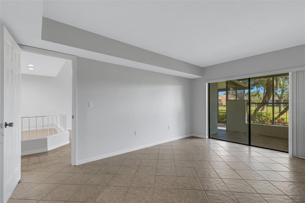 Active With Contract: $319,900 (3 beds, 2 baths, 1631 Square Feet)