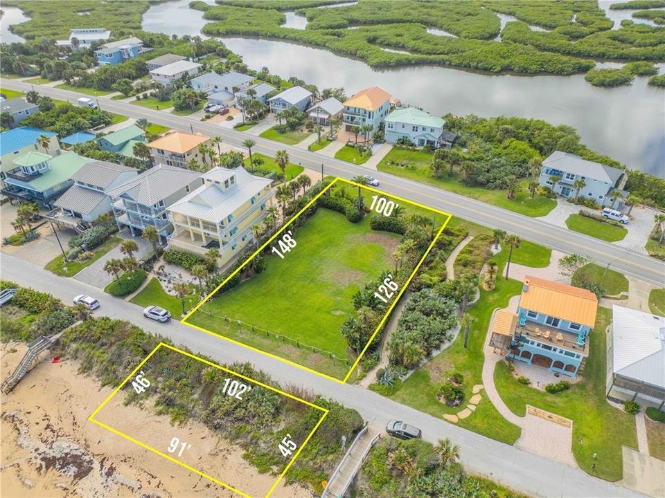 На продажу: $1,899,000 (0.32 acres)