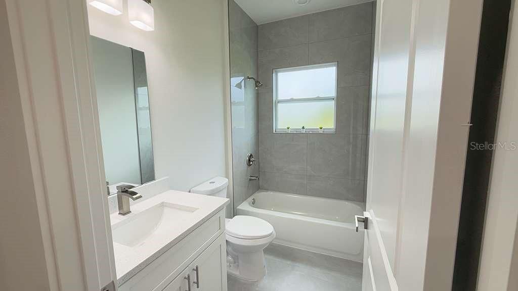 待售: $314,900 (4 贝兹, 3 浴室, 1892 平方英尺)