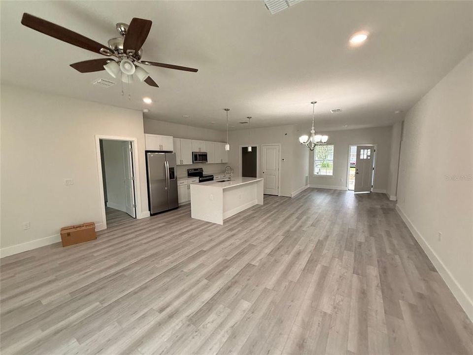 待售: $314,900 (4 贝兹, 3 浴室, 1892 平方英尺)