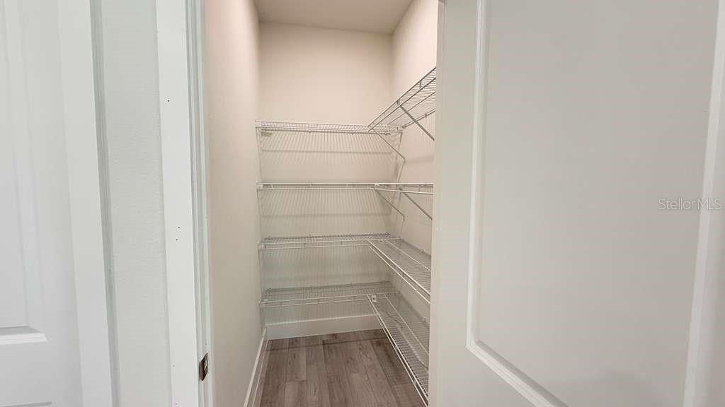 待售: $314,900 (4 贝兹, 3 浴室, 1892 平方英尺)