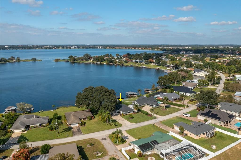 На продажу: $699,900 (3 спален, 2 ванн, 2002 Квадратных фут)