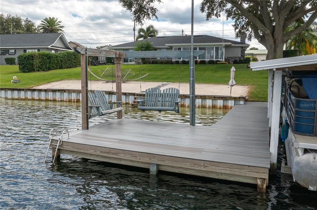 На продажу: $699,900 (3 спален, 2 ванн, 2002 Квадратных фут)