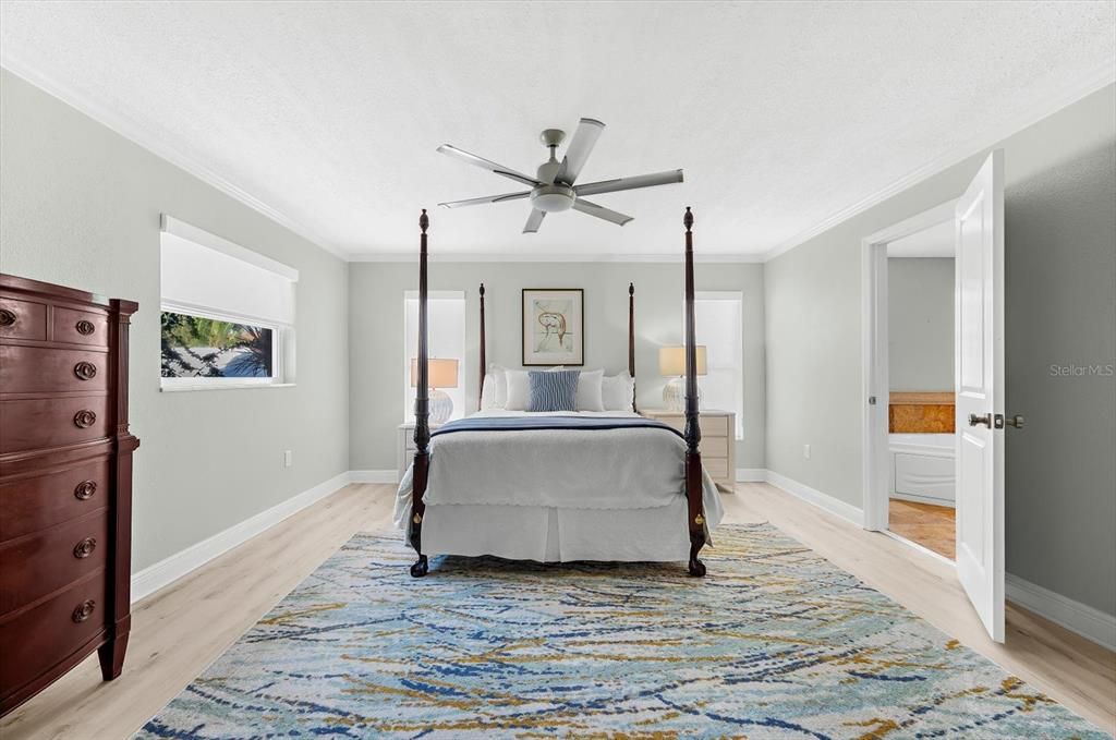 待售: $960,000 (3 贝兹, 2 浴室, 1955 平方英尺)