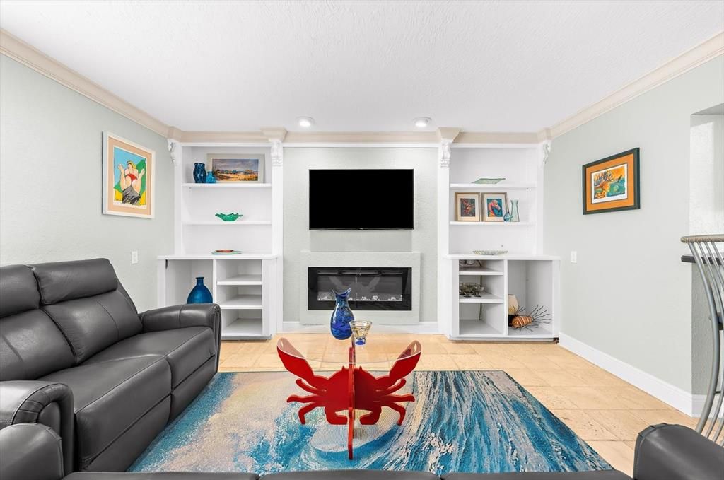 待售: $960,000 (3 贝兹, 2 浴室, 1955 平方英尺)