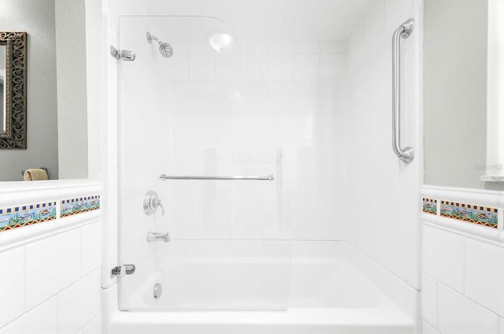 待售: $960,000 (3 贝兹, 2 浴室, 1955 平方英尺)