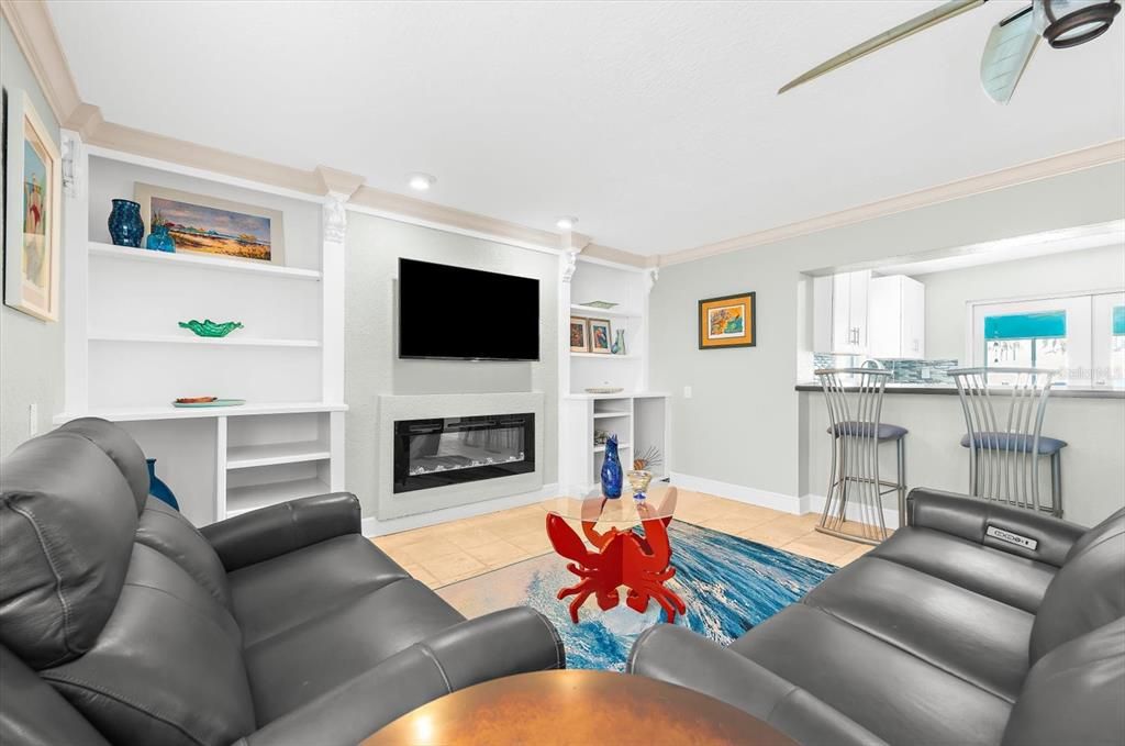 待售: $960,000 (3 贝兹, 2 浴室, 1955 平方英尺)