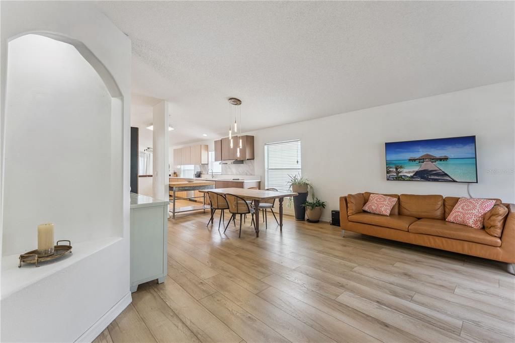 For Sale: $479,000 (4 beds, 2 baths, 1948 Square Feet)