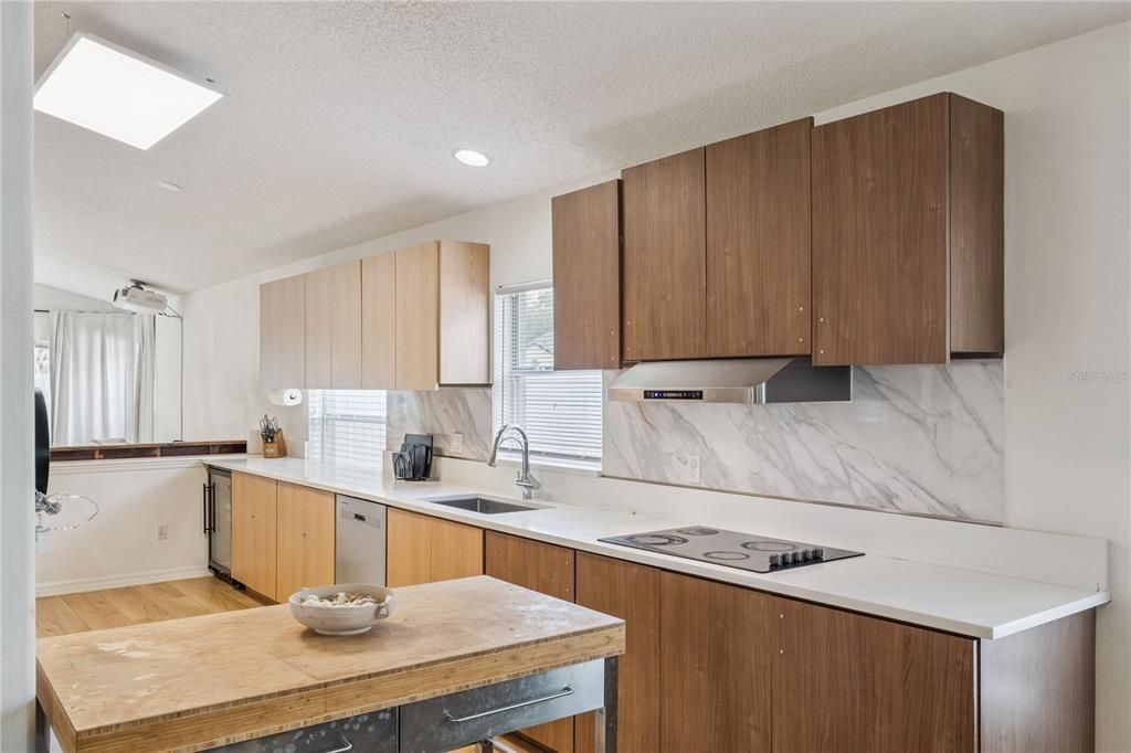 For Sale: $479,000 (4 beds, 2 baths, 1948 Square Feet)