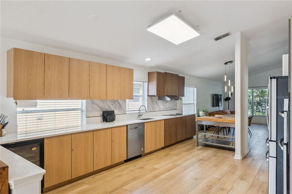 For Sale: $479,000 (4 beds, 2 baths, 1948 Square Feet)