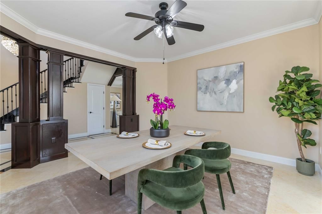 En Venta: $899,900 (6 camas, 4 baños, 3982 Pies cuadrados)