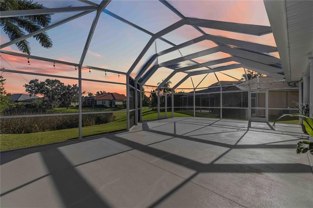 En Venta: $899,900 (6 camas, 4 baños, 3982 Pies cuadrados)