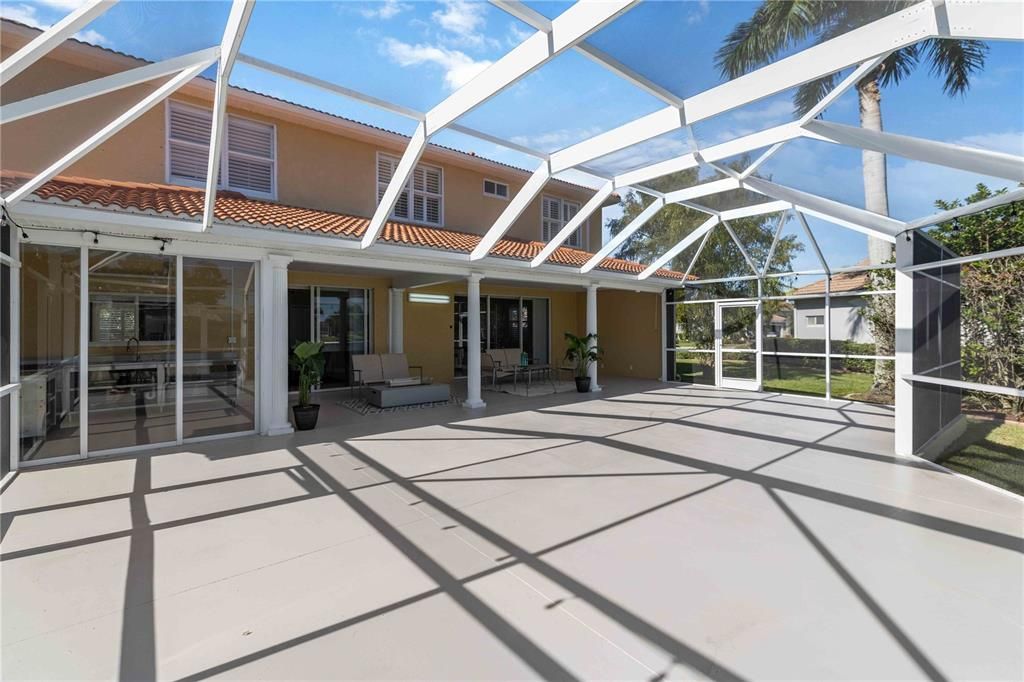 En Venta: $899,900 (6 camas, 4 baños, 3982 Pies cuadrados)