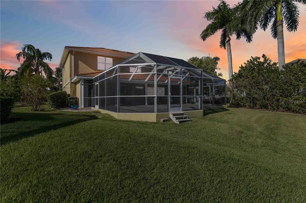 En Venta: $899,900 (6 camas, 4 baños, 3982 Pies cuadrados)