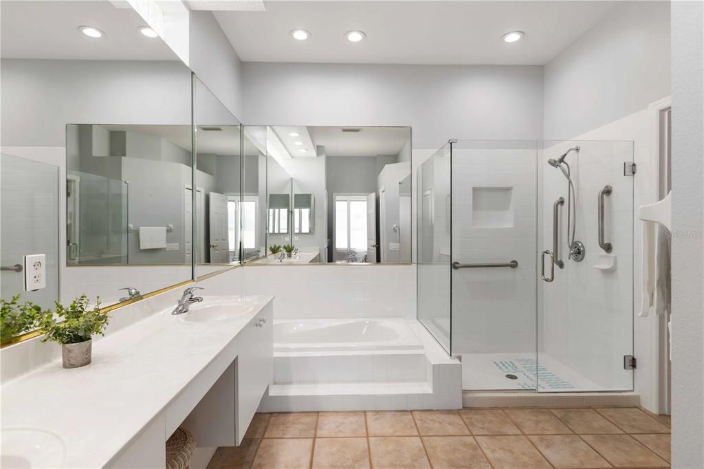 For Sale: $479,000 (2 beds, 2 baths, 1837 Square Feet)