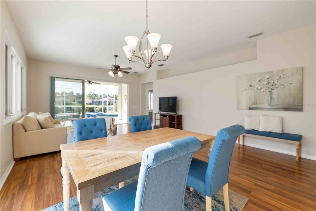 For Sale: $479,000 (2 beds, 2 baths, 1837 Square Feet)