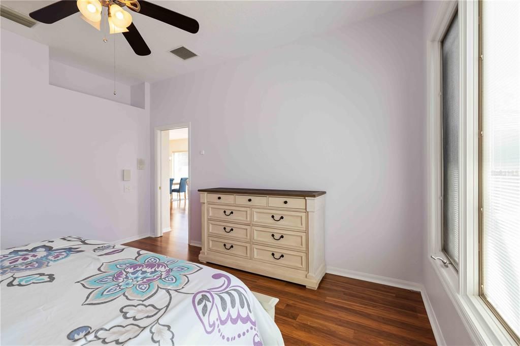 For Sale: $479,000 (2 beds, 2 baths, 1837 Square Feet)