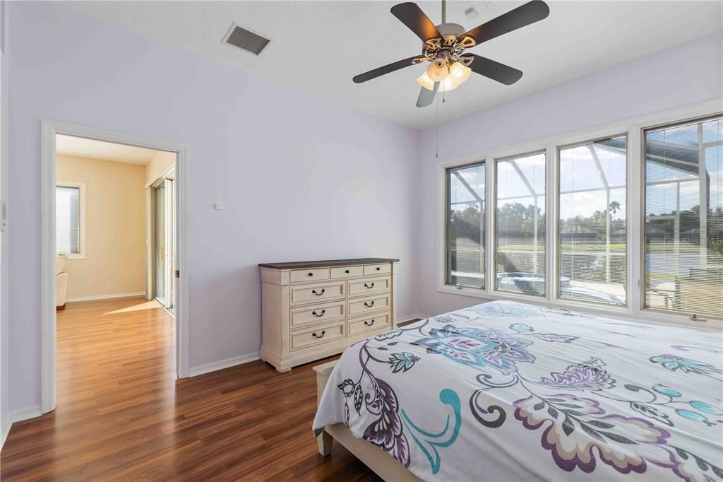 For Sale: $479,000 (2 beds, 2 baths, 1837 Square Feet)