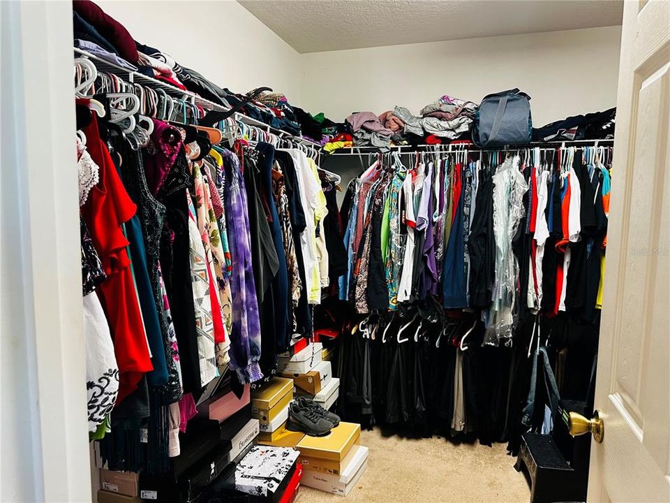 For Sale: $594,990 (3 beds, 2 baths, 2690 Square Feet)