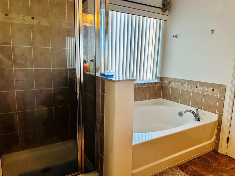 For Sale: $594,990 (3 beds, 2 baths, 2690 Square Feet)