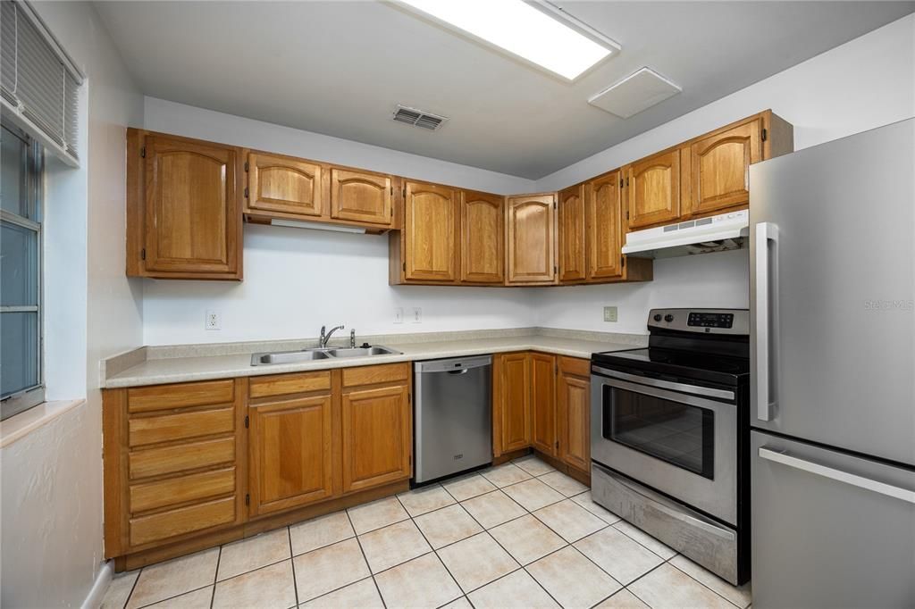 For Sale: $389,000 (4 beds, 2 baths, 2040 Square Feet)