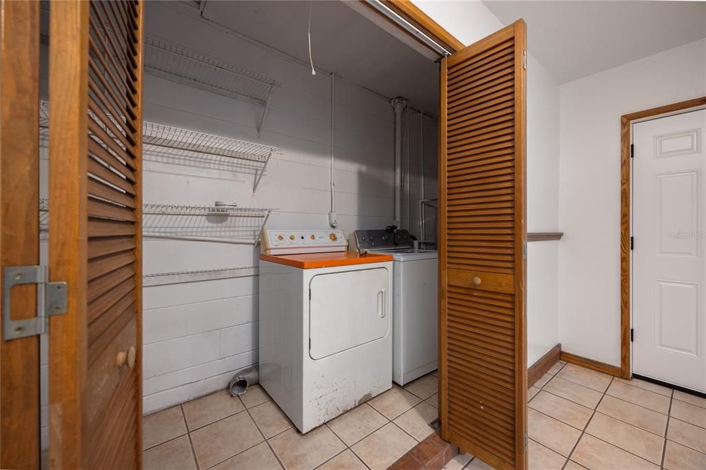 For Sale: $389,000 (4 beds, 2 baths, 2040 Square Feet)