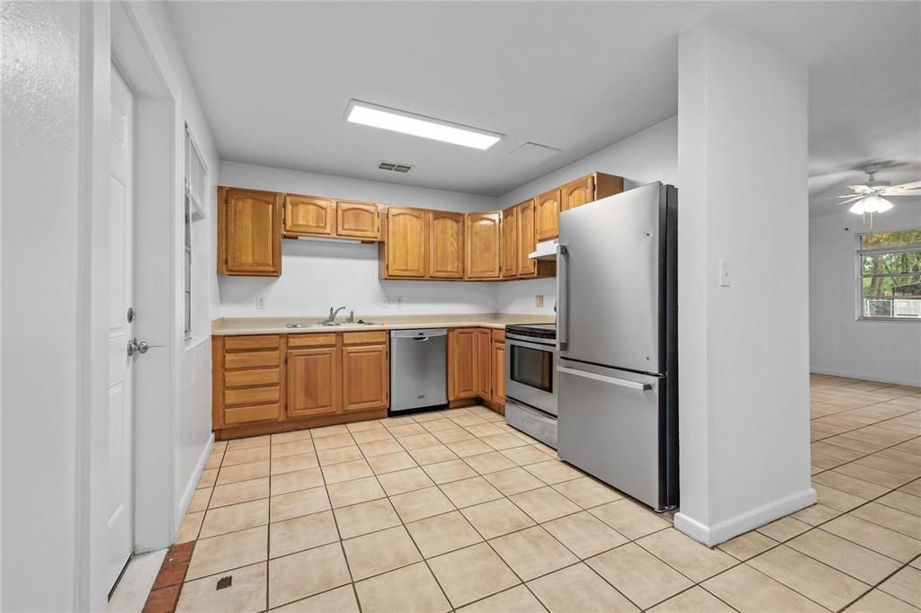 For Sale: $389,000 (4 beds, 2 baths, 2040 Square Feet)