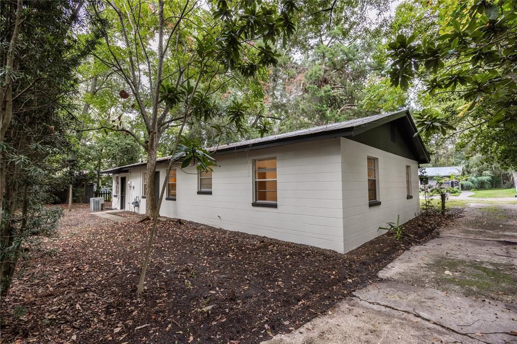 For Sale: $389,000 (4 beds, 2 baths, 2040 Square Feet)