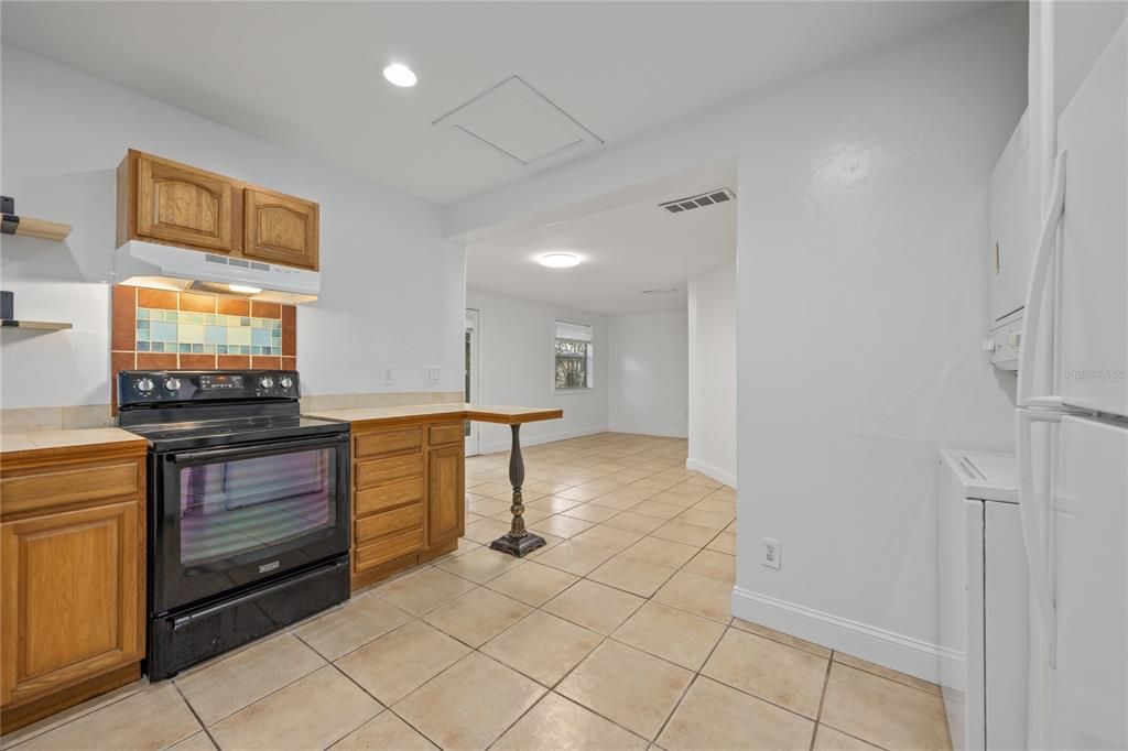 For Sale: $389,000 (4 beds, 2 baths, 2040 Square Feet)