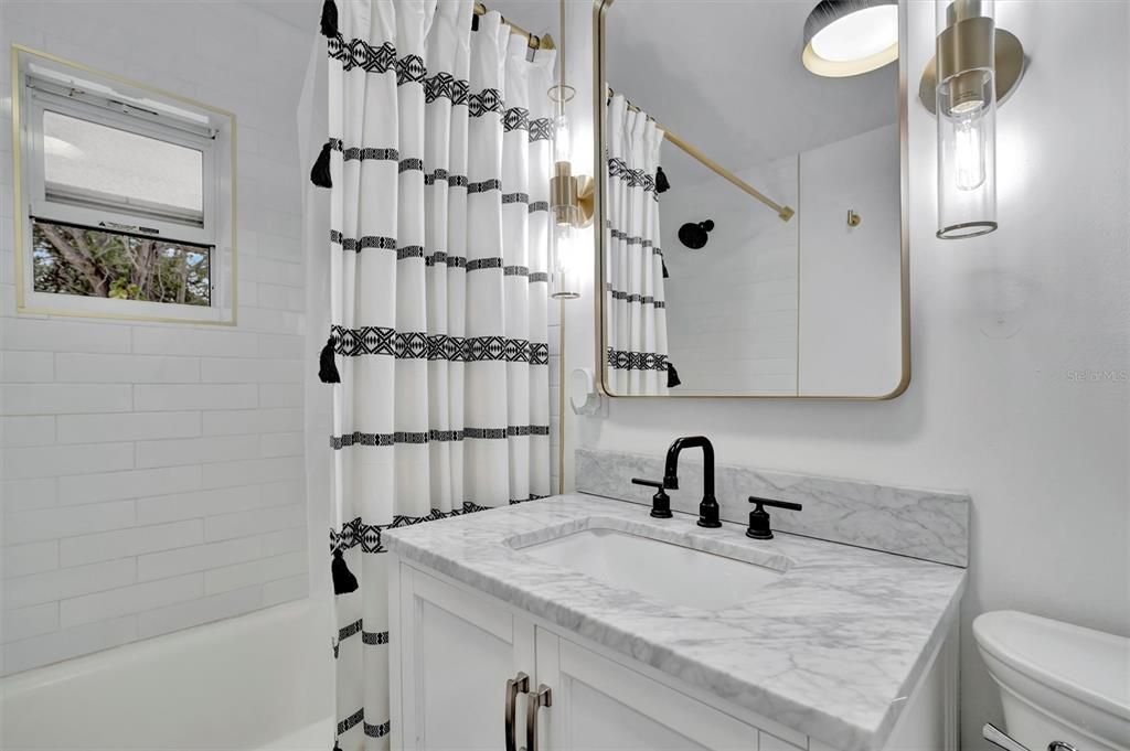 For Sale: $1,099,000 (6 beds, 4 baths, 2710 Square Feet)