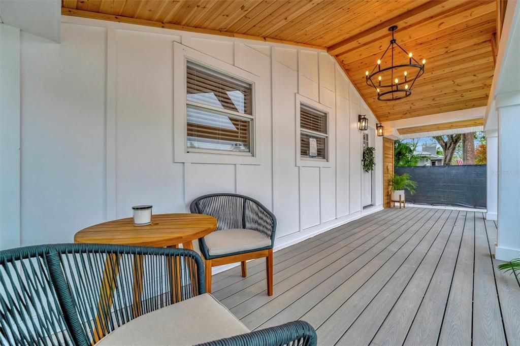 For Sale: $1,099,000 (6 beds, 4 baths, 2710 Square Feet)