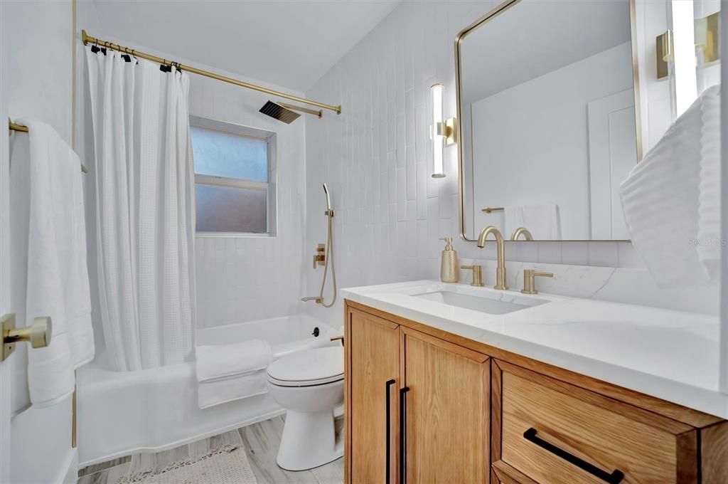 For Sale: $1,099,000 (6 beds, 4 baths, 2710 Square Feet)