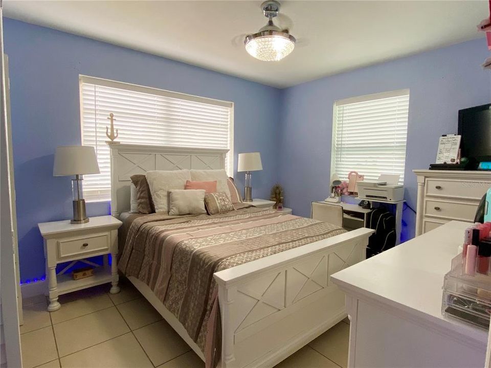 For Sale: $234,000 (3 beds, 1 baths, 1424 Square Feet)