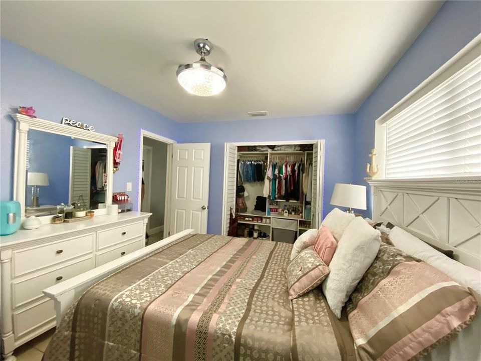 For Sale: $234,000 (3 beds, 1 baths, 1424 Square Feet)