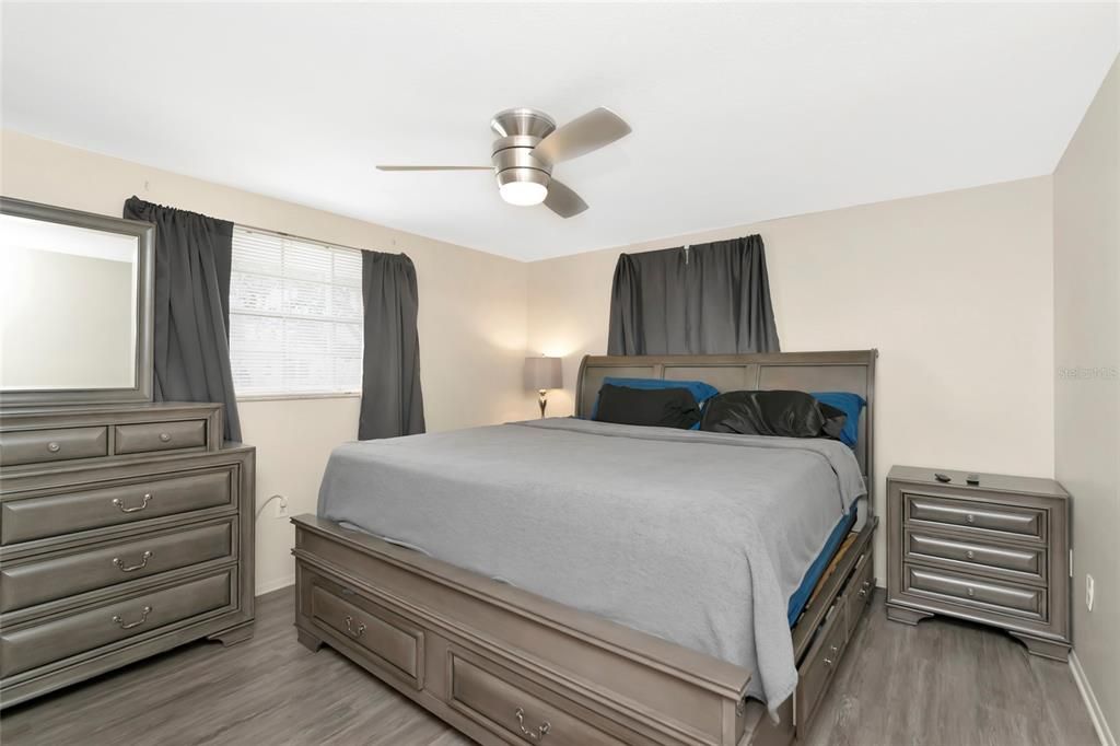 合同活跃: $339,999 (3 贝兹, 2 浴室, 1234 平方英尺)