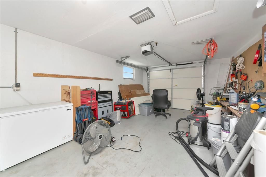 合同活跃: $339,999 (3 贝兹, 2 浴室, 1234 平方英尺)